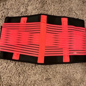 Workout waist trainer